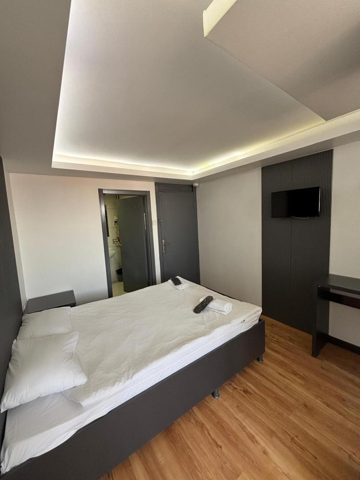 Hotel Abro Necatibey Анкара Екстериор снимка